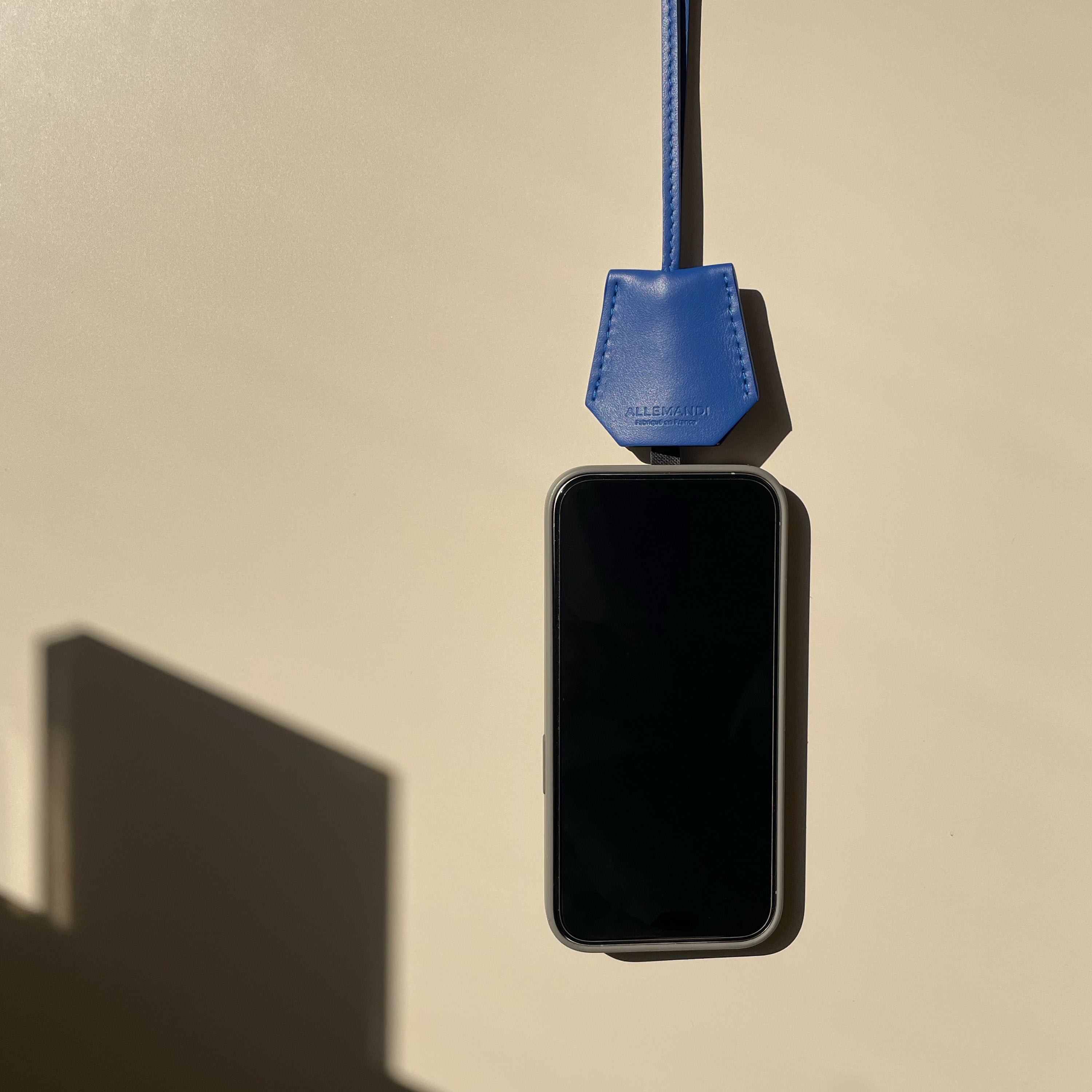 La cloche téléphone - Cobalt