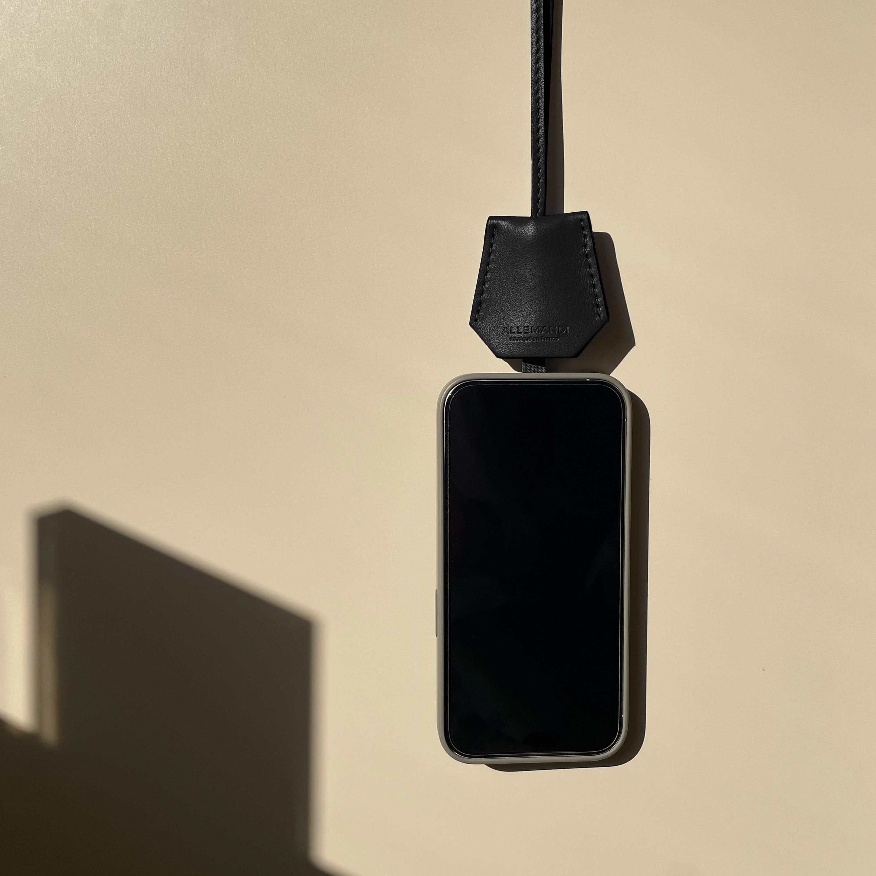 La cloche téléphone - Ébène