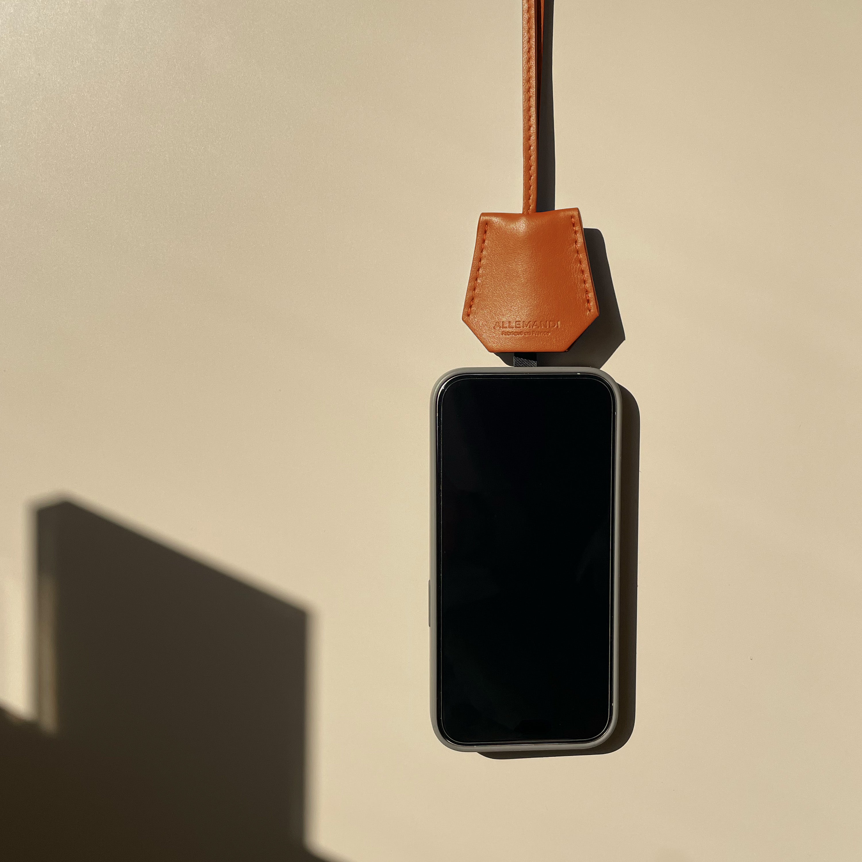 La cloche téléphone - Mandarine