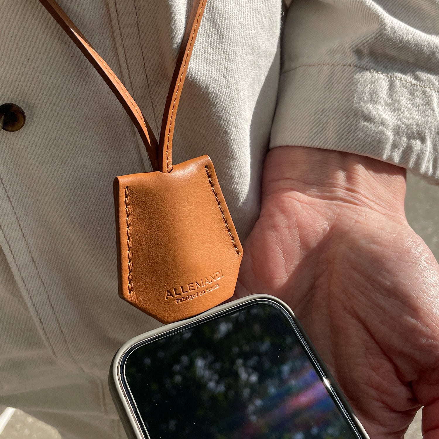 La cloche téléphone - Ambre