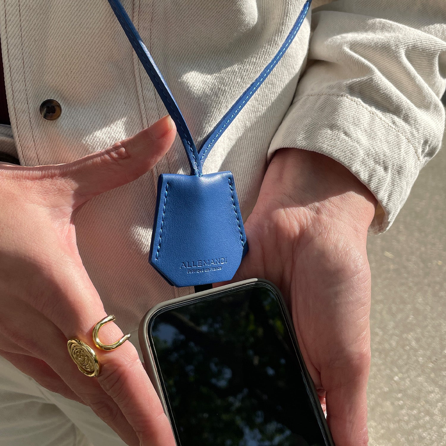 La cloche téléphone - Cobalt